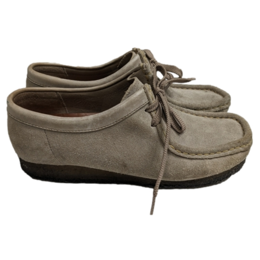 Clarks Suede Wallabees Size 7.5